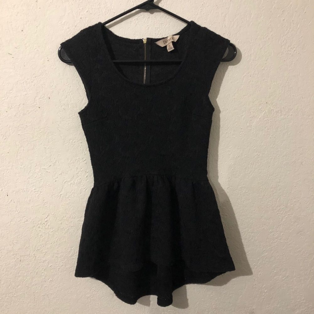 Decree‎ Peplum Top